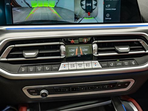 Used 2021 BMW X6 M50i w/ Executive Package AWD/4WD image 35