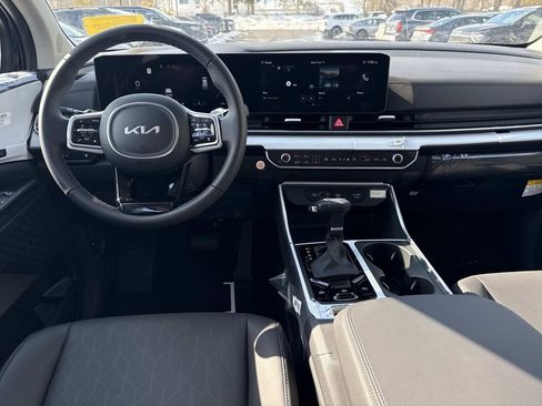 New 2026 Kia Carnival SX w/ SX Dark Edition Package image 6