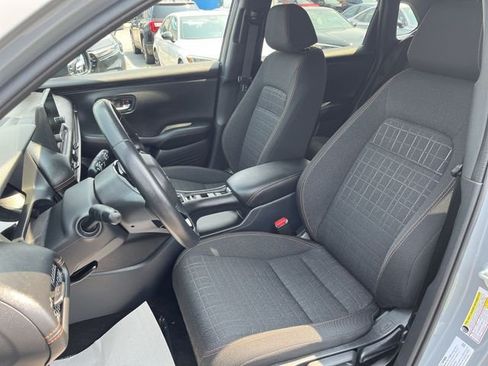 Used 2025 Honda HR-V Sport image 15
