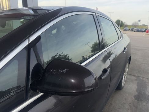 Used 2014 Buick Verano Convenience FWD image 4