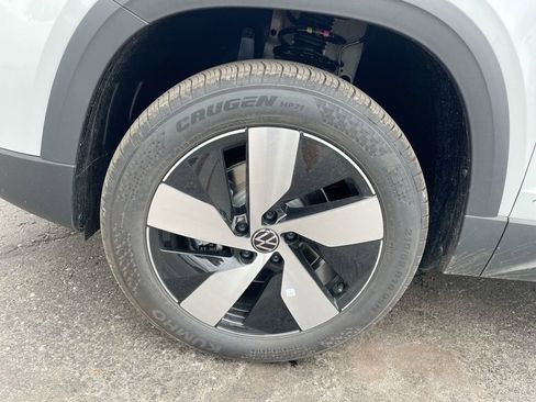 New 2025 Volkswagen Taos S image 35