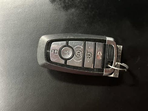 Used 2021 Ford Explorer XLT w/ Equipment Group 202A RWD image 31