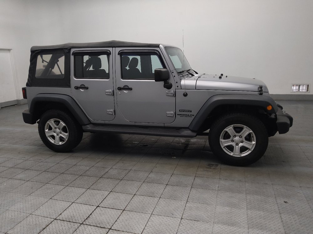 Used 2015 Jeep Wrangler Unlimited Sport w/ Connectivity Group AWD/4WD image 11