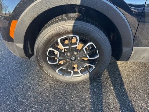 Used 2023 Hyundai Santa Cruz SEL image 6