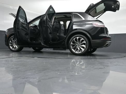 Certified 2023 Lincoln Nautilus Reserve FWD image 57