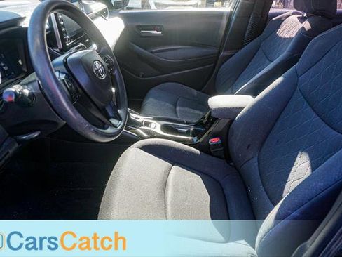 Used 2021 Toyota Corolla LE image 19