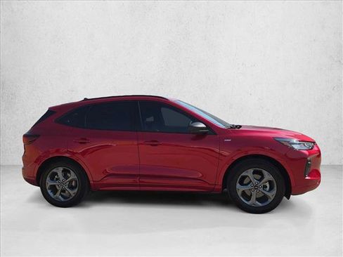 Used 2023 Ford Escape ST-Line w/ Tech Pack #1 FWD image 4