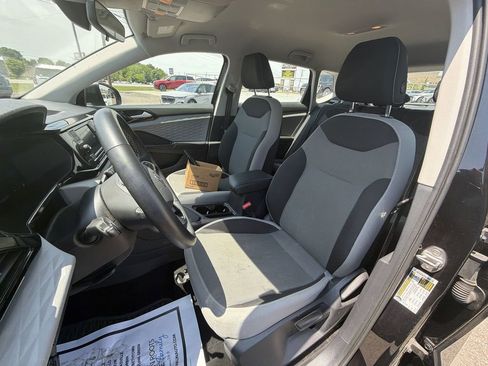Used 2023 Volkswagen Taos S w/ Driver Assistance Package FWD image 11