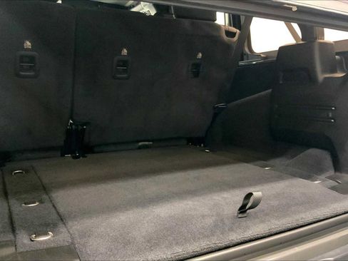 Used 2020 Jeep Wrangler Unlimited Sahara image 15