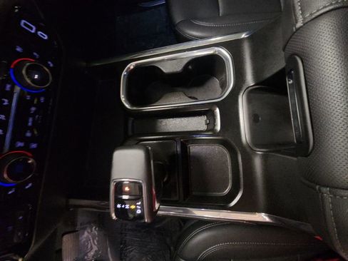 Used 2023 Chevrolet Silverado 1500 LTZ w/ LTZ Premium Package AWD/4WD image 21