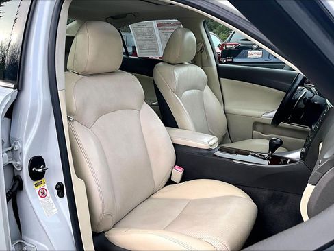 Used 2010 Lexus IS 250 image 7