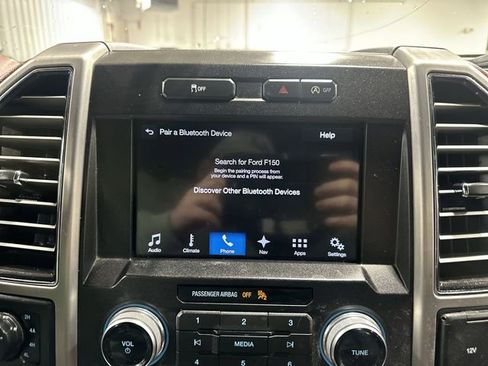 Used 2018 Ford F150 Platinum image 30