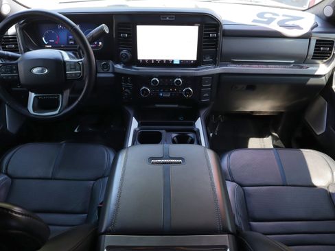 Used 2025 Ford F250 Platinum image 7