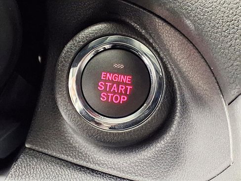 New 2026 Subaru Ascent Limited image 9