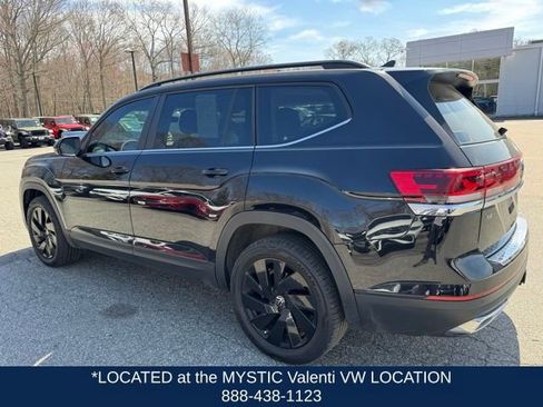 Certified 2024 Volkswagen Atlas SE w/ Panoramic Sunroof Package AWD/4WD image 8