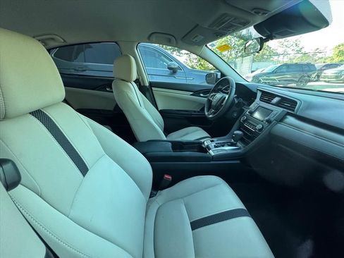 Used 2020 Honda Civic LX image 3