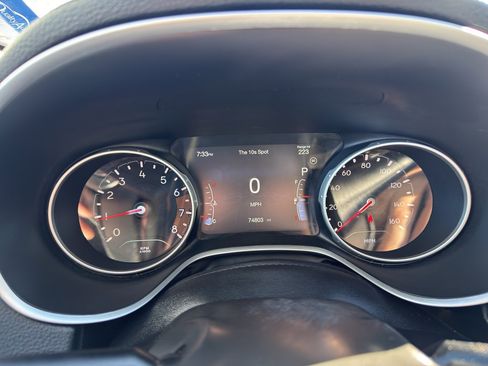 Used 2019 Jeep Compass Limited image 19