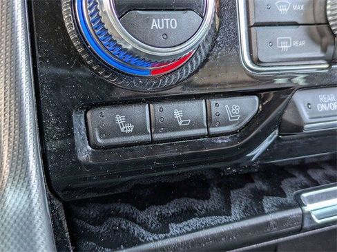 Used 2023 GMC Yukon Denali image 27