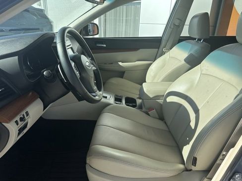 Used 2014 Subaru Outback 2.5i Limited image 22