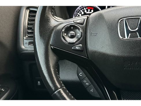 Certified 2022 Honda HR-V Sport image 35