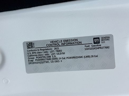 Used 2023 GMC Yukon XL SLT w/ SLT Premium Package image 22