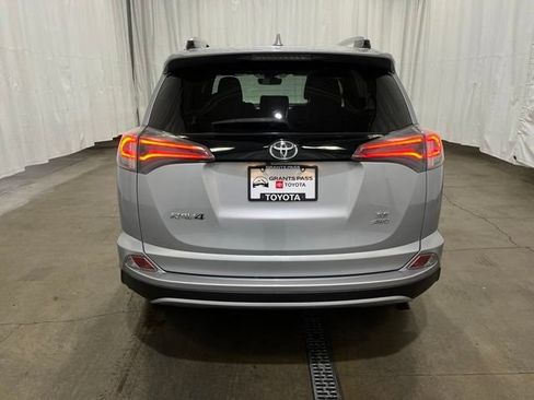 Certified 2018 Toyota RAV4 SE w/ Power Extra Value Package AWD/4WD image 5