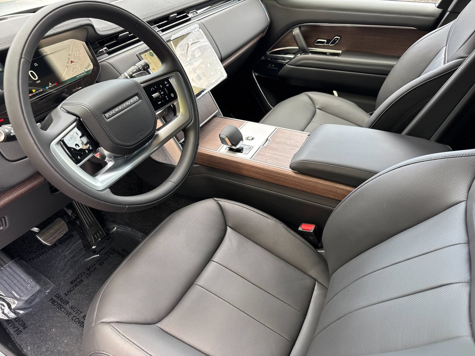 New 2026 Land Rover Range Rover Long Wheelbase SE AWD/4WD image 10