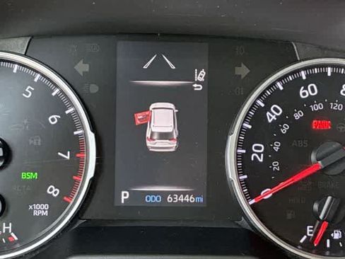 Used 2021 Toyota RAV4 XLE Premium FWD image 36