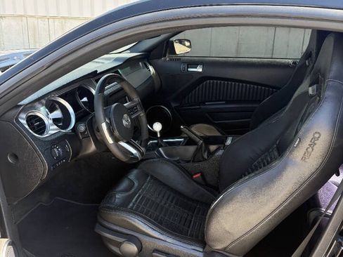 Used 2013 Ford Mustang Shelby GT500 RWD image 9