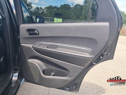 Used 2019 Dodge Durango GT w/ Blacktop Package AWD/4WD image 26