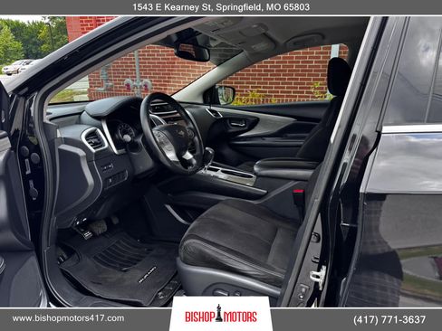 Used 2018 Nissan Murano SV FWD image 11