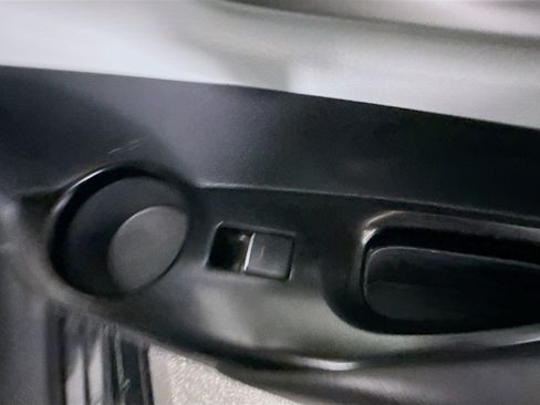 Used 2019 Toyota Corolla SE image 31