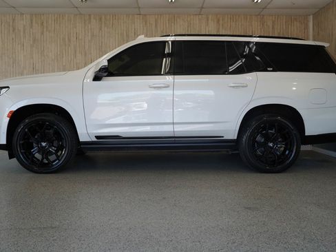 Used 2021 Cadillac Escalade Sport Platinum AWD/4WD image 5