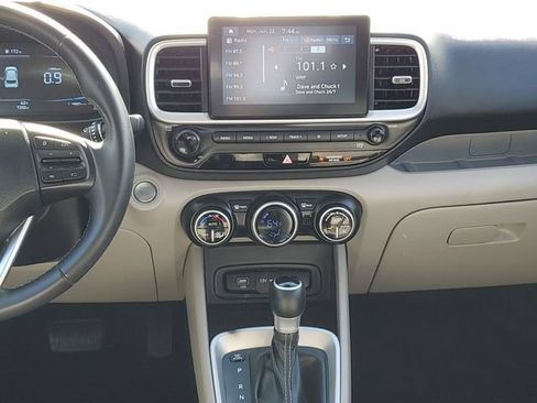 Used 2026 Hyundai Venue SEL FWD image 27