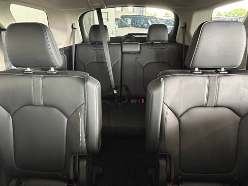 Used 2024 Honda Pilot EX-L image 13