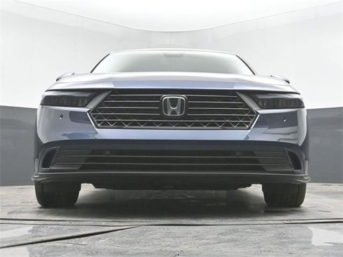 Used 2025 Honda Accord EX-L image 42
