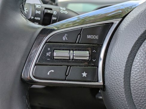 Certified 2024 Kia Seltos S FWD image 19