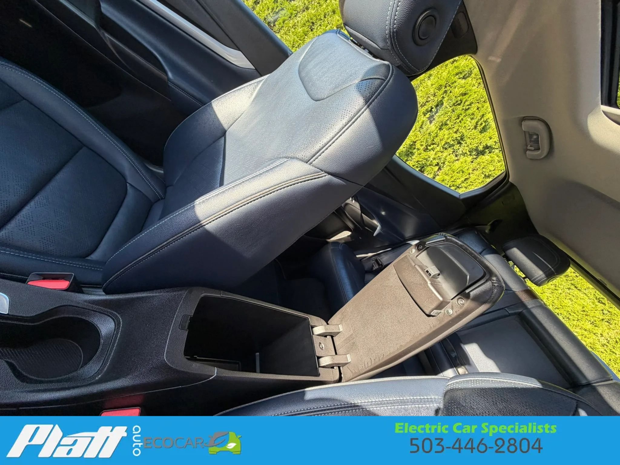 Used 2022 Chevrolet Bolt EUV Premier w/ Sun & Sound Package FWD image 26