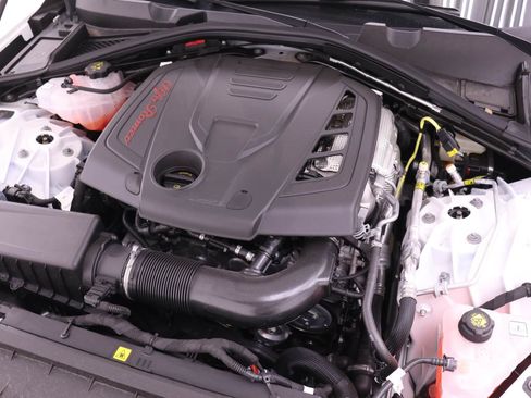 New 2025 Alfa Romeo Giulia AWD image 17