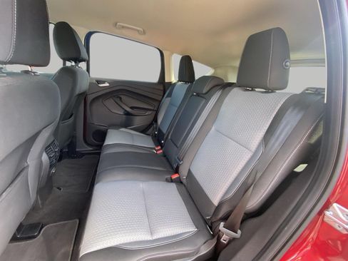 Certified 2017 Ford Escape SE FWD image 10