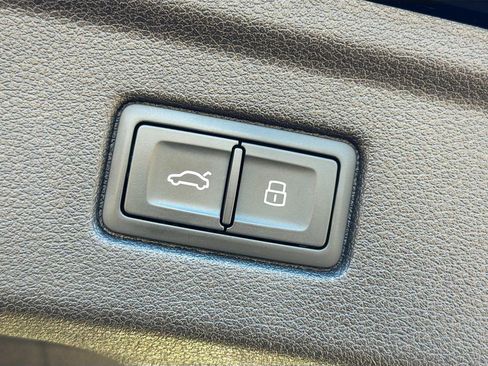 Used 2022 Audi A5 2.0T Premium image 15