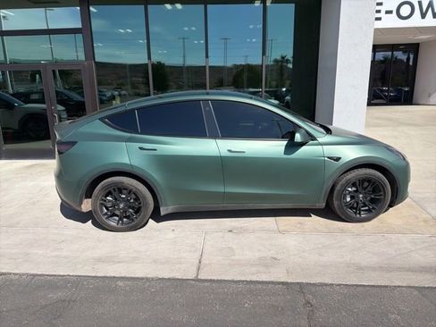 Used 2023 Tesla Model Y Long Range image 4