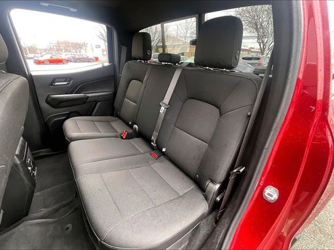 Used 2024 Chevrolet Colorado LT w/ LT Convenience Package image 30