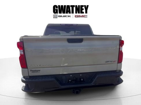 Used 2022 Chevrolet Silverado 1500 ZR2 w/ Technology Package AWD/4WD image 6