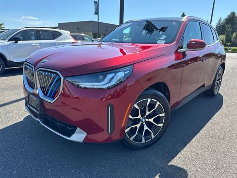 Used 2025 BMW X3 xDrive30i w/ Premium Package AWD/4WD image 1