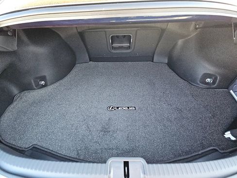 Used 2025 Lexus ES 300h w/ Premium Package image 23