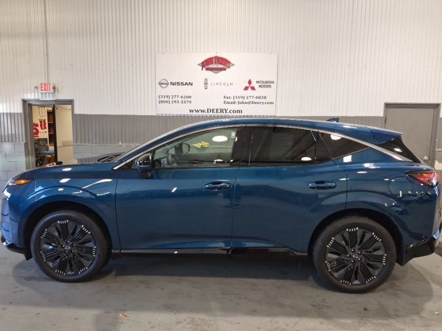 Certified 2025 Nissan Murano Platinum w/ Cargo Package AWD/4WD image 6