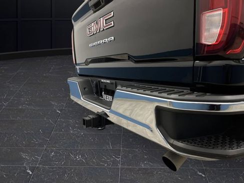 Used 2024 GMC Sierra 2500 Pro image 32