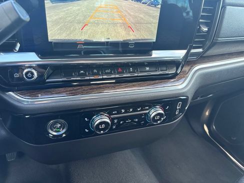 Used 2024 GMC Sierra 1500 SLE RWD image 24