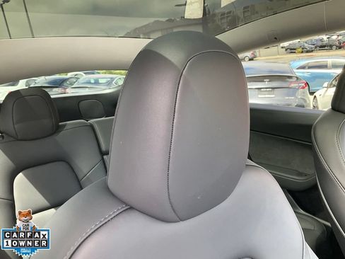 Used 2024 Tesla Model Y 2WD image 69